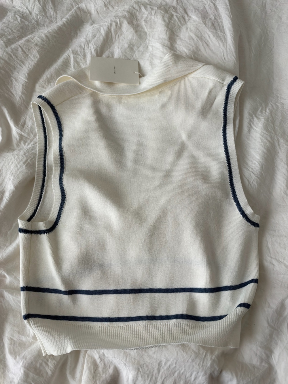 Oak + Fort SLEEVELESS COLLARED KNIT TANK in Birch Bluefin size M NWT - Picture 4 of 4